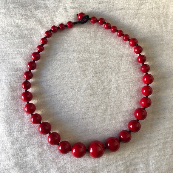 Red Ceramic Beaded Necklace - Picture 5 of 6